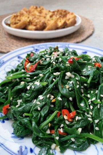 Spicy Spinatsalat